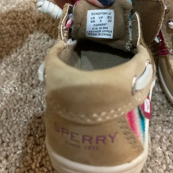 Sperry Bundle- 2 pairs Toddler/Kids Size 6M - Picture 4 of 11